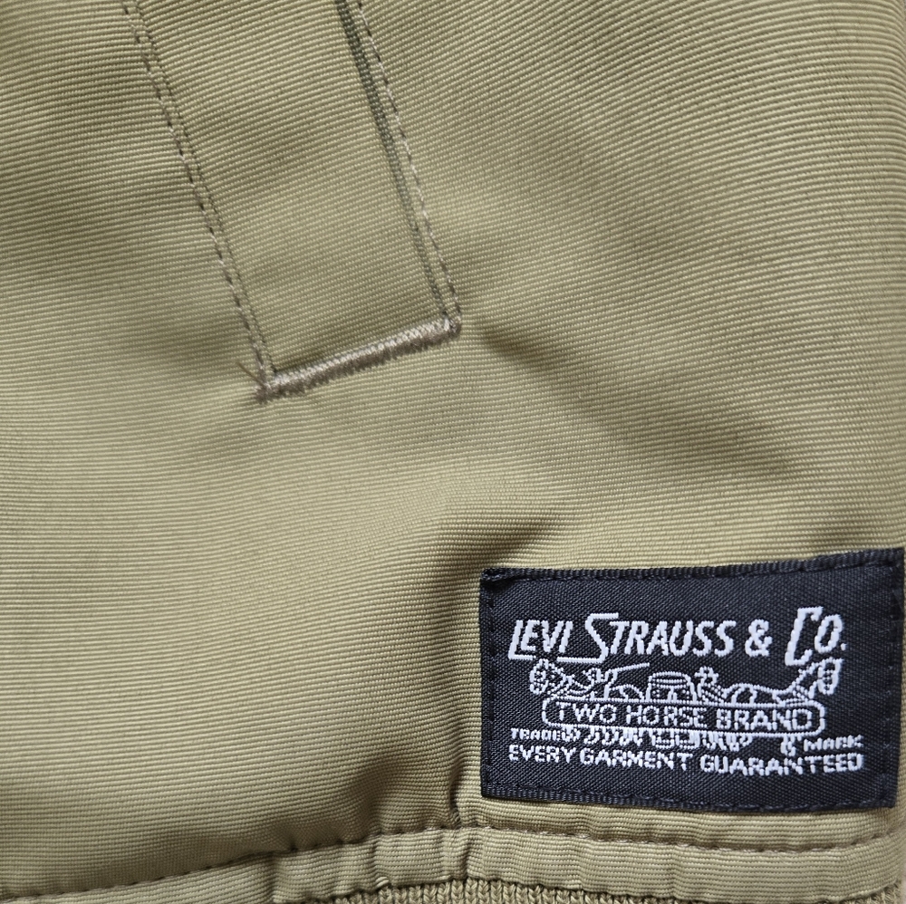 Levi's Bomber Jacket - Picture 6 of 6
